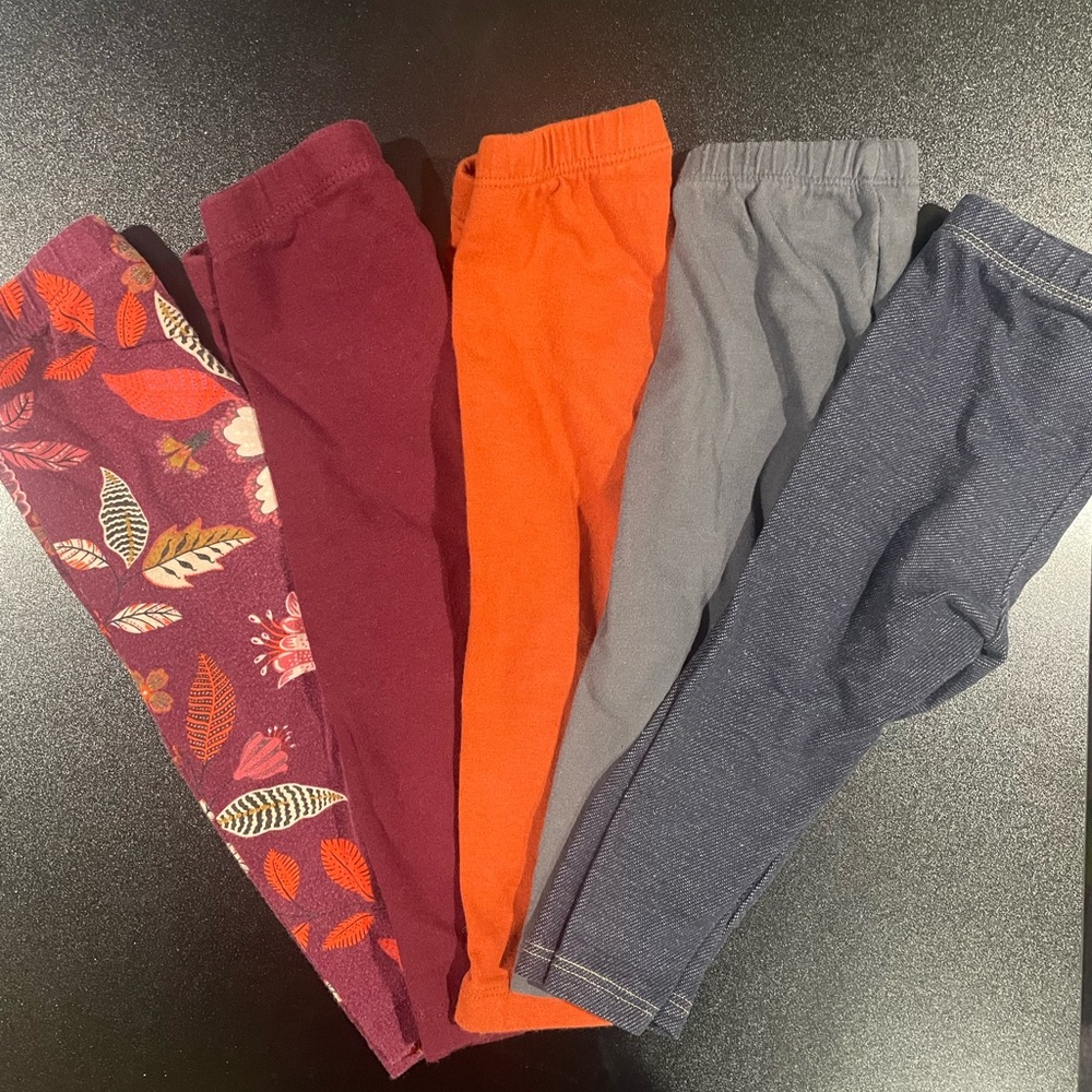 5 pairs Old Navy / Cat & Jack Leggings 12-18 mo. 🌺👖